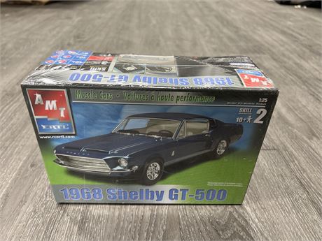 SEALED NEW OLD STOCK 1968 SHELBY GT-500 (1/25 SCALE) MODEL KIT