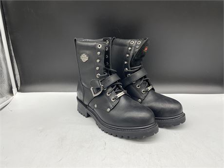 HARLEY DAVIDSON LEATHER BOOTS (7.5 M)