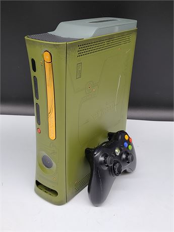 GREEN HALO 3 XBOX 360 W/ CONTROLLER