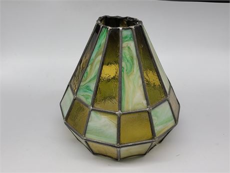 STAINED GLASS SHADE (9"Height)