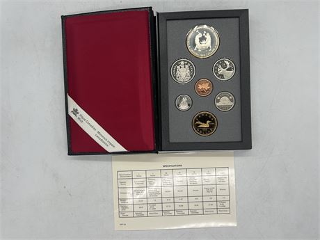 1988 UNCIRCULATED RCM DOUBLE DOLLAR SET - CONTAINS SILVER