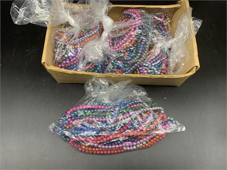 5 BAGS OF GLASS COLOURED BEADS