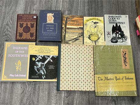 9 VINTAGE / COLLECTABLE BOOKS
