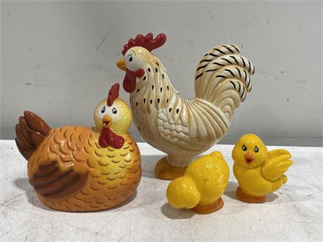 4PC VINTAGE ROOSTER, HEN & CHICKEN BLOW MOLDS (8.5” TALLEST)