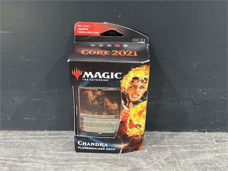 MAGIC THE GATHERING CHANDRA PLANESWALKER DECK - CORE 2021 BOOSTER