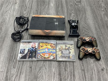 PLAYSTATION 3 COMPLETE W/ 3 GAMES , 2 CONTROLLERS & ALL CHORDS
