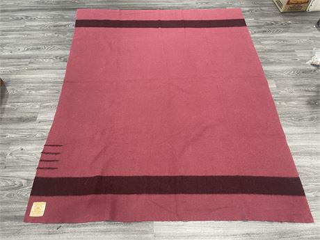 VINTAGE CRANBERRY RED 4 POINT HUDSONS BAY BLANKET - MADE IN ENGLAND 84”x68”