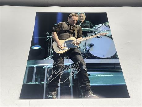 BRUCE SPRINGSTEEN SIGNED PICTURE 11”x14”