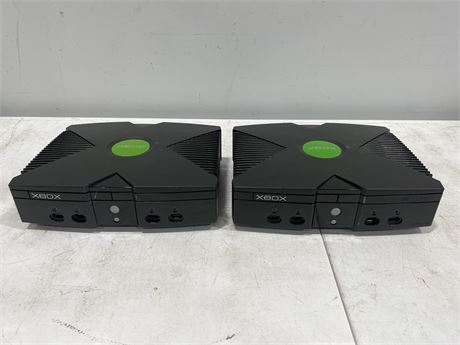 2 XBOX CONSOLES - UNTESTED / AS IS
