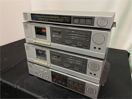 (AKAI) 3 STEREO AMPLIFIERS & 1 STEREO TUNER