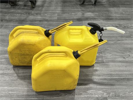(3) 5GALLON DIESEL JERRY CANS