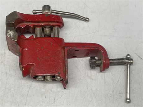 SMALL RED BENCH VICE TOGETHER 8”