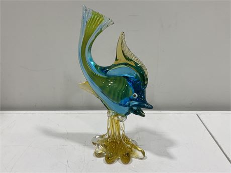 MURANO STYLE GLASS FISH PIECE (1ft tall, small chip on fin)
