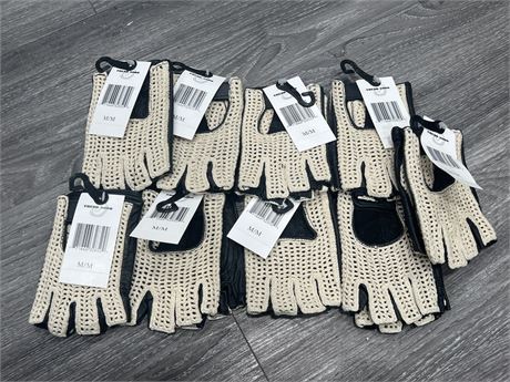 LOT OF NEW GLOVES - SIZE YOUTH M