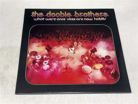 THE DOOBIE BROTHERS - WHAT WERE ONCE VICES ARE NOW HABITS - EXCELLENT (E)