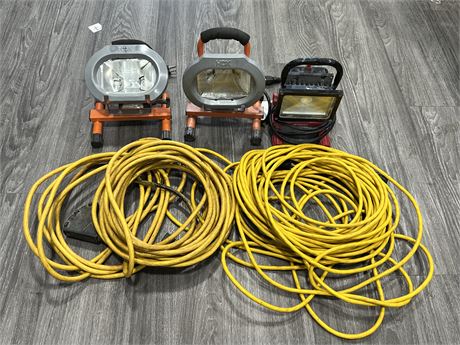 3 HALOGEN LIGHTS & 2 EXTENSION CORDS - ALL WORK, 2 NEED BULBS