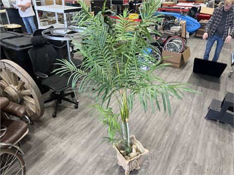 FAUX FLOOR PLANT (75” tall)