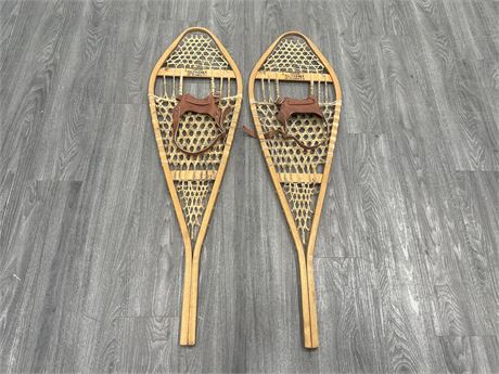 VINTAGE CANADIAN MADE TORPEDO SNOW SHOES - 47” LONG