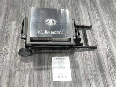 CUISINART PORTABLE UPRIGHT GAS GRILL (no grill)