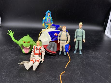 GHOSTBUSTER COLLECTIBLE FIGURES