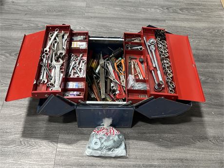 LARGE TOOL BOX FULL OF TOOLS + WASHERS