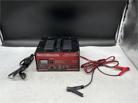 MOTOMASTER AUTOMATIC BATTERY CHARGER