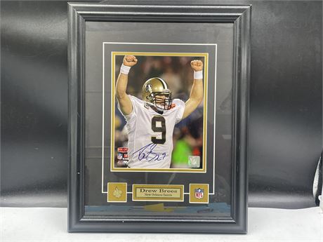 AUTHENTIC DREW BREES SIGNED FRAMED PHOTO 15”x19”