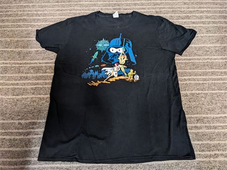 STAR WARS/FUTURAMA T-SHIRT (MEN'S LARGE) - EXCELLENT CONDITION