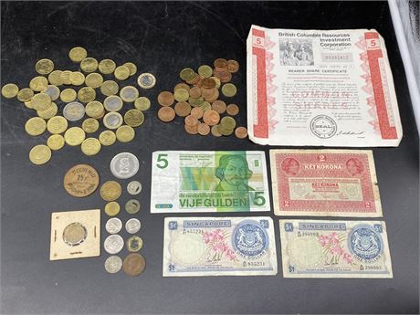 LOT OF MISC. CURRENCY & COINS (Mostly foreign)