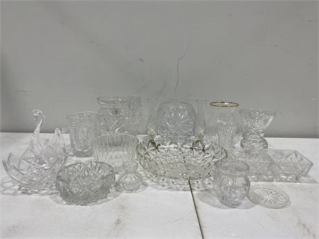20 PIECES CRYSTAL, GLASS & PIECES W/GOLD TRIM & SILVER TRIM (TALLEST IS 7”)