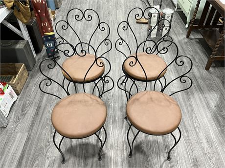 4 WROUGHT IRON / CUSHIONED CHAIRS