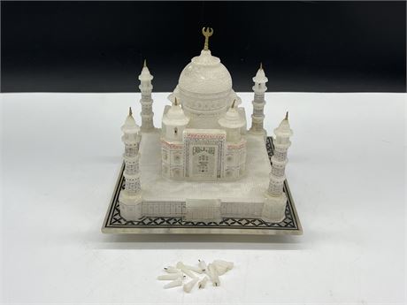 TAJ MAHAL MARBLE HAND CRAFTED MINIATURE MODEL - SOME LOOSE PARTS -
