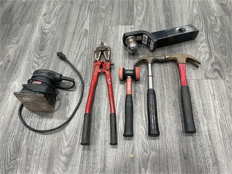 2 CLAW HAMMERS, BIG WIRE CUTTERS, RUBBER MALLOT, HIDDEN HITCH & 4” VIBRATOR