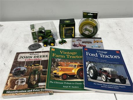 LOT OF JOHN DEERE COLLECTABLES