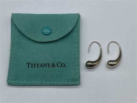 TIFFANY & CO RAINDROP SILVER EARRINGS ELSA PERETTI SIGNED (1”)