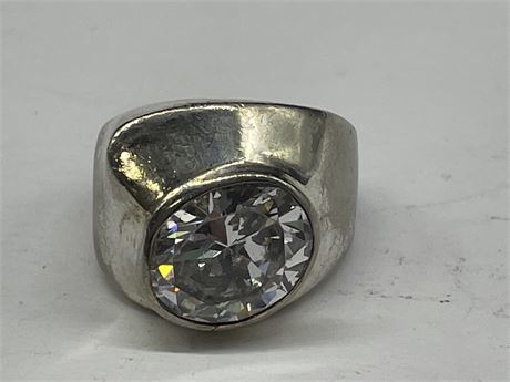 HEAVY STERLING RING WITH LARGE CUBIC Z - SIZE 6.5