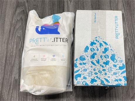 2 BAGS OF PRETTY LITTER