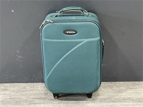 DUNLOP CARRY-ON SUITCASE (20”x13”x9”)