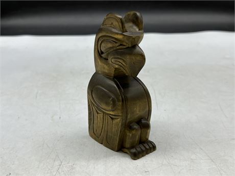 GOOD QUALITY SALISH TOTEM CARVING BY LIZ CAMPBELL 1985 (5” tall)