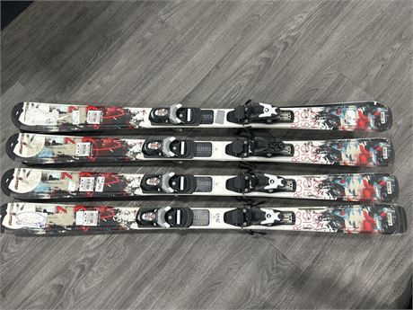 4 PAIRS OF ROSSIGNOL SQUAD S7 YOUTH SKIS - SIZE 130