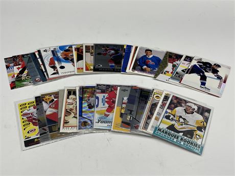 40 NHL ROOKIES CARDS