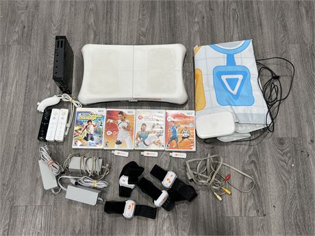 LARGE LOT OF NINTENDO WII GAMES, CONSOLE, CORDS, CONTROLLERS & ECT