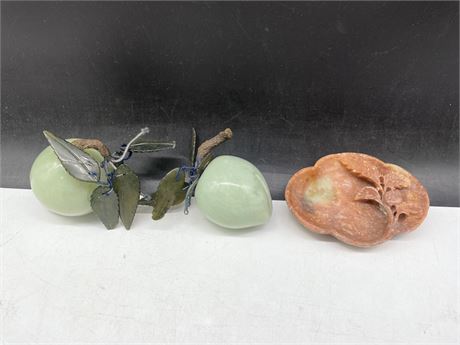 VINTAGE CHINESE JADEITE STONE PLUMS WITH STONE LEAVES & STONE BOWL