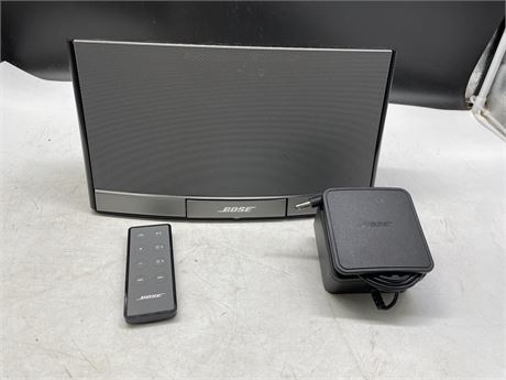 BOSE SPEAKER WITH REMOTE
