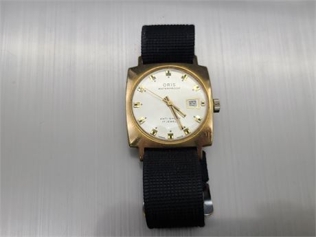 ORIS 17 JEWEL WIND UP VINTAGE AND RARE WATCH (Working)