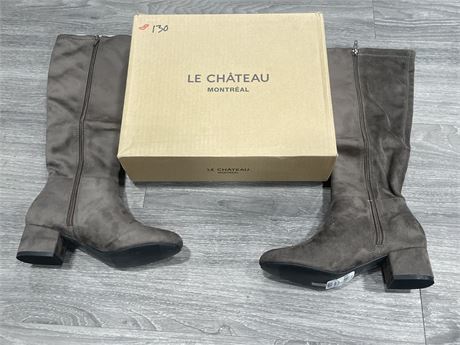 (NEW) LE CHATEAU BOOTS- RETAIL $130 - SIZE 36 -