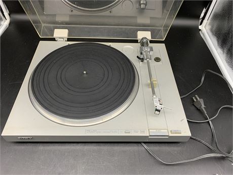 SONY RECORD PLAYER PS-LX2