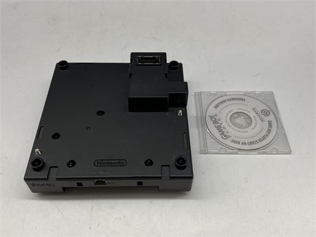 GAMECUBE GAMEBOY PLAYER & DISC (Works)