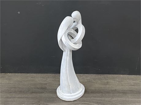 ABSTRACT COUPLE STATUE (25” TALL)