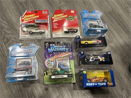 8 MISC DIECAST CARS IN BOX